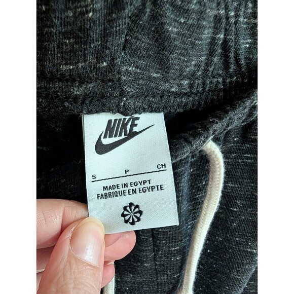 Nike Heathered Gray Gym Vintage High Waisted Capri Joggers Women's Small Active - Picture 6 of 7